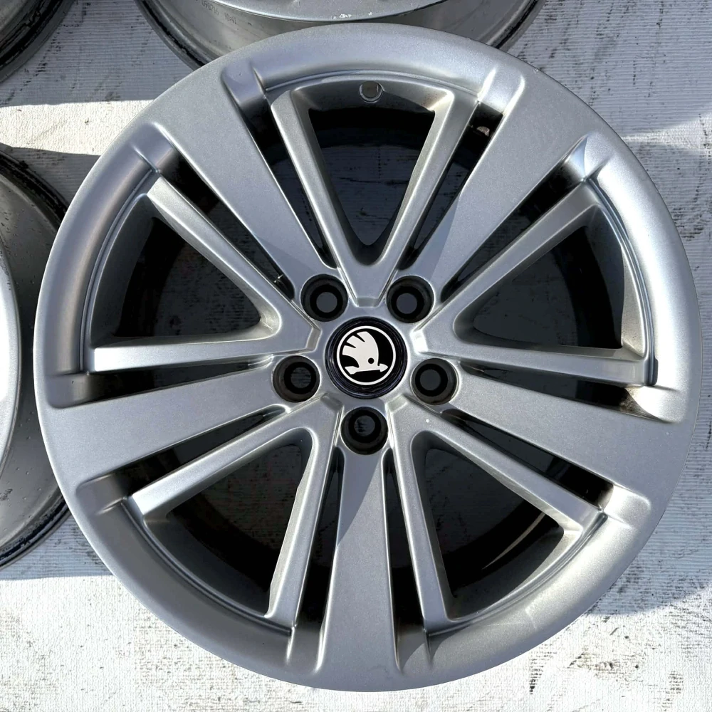 SKODA FABIA RAPID 16" 5X100