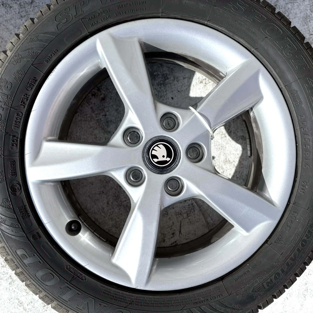 ZIMNÍ SKODA OCTAVIA SUPERB I II YETI 205/55R16