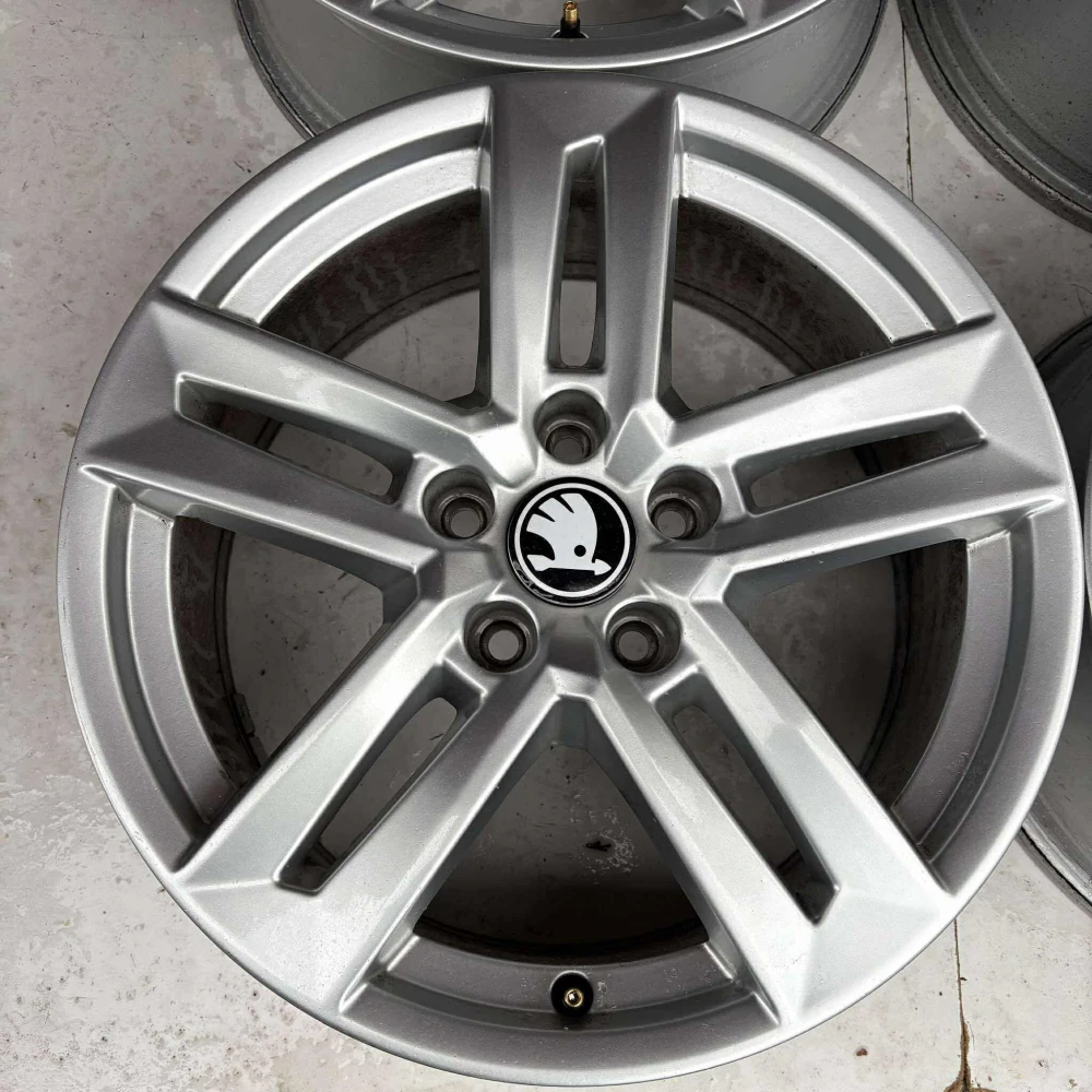 ŠKODA OCTAVIA SUPERB YETI KAROQ 17"
