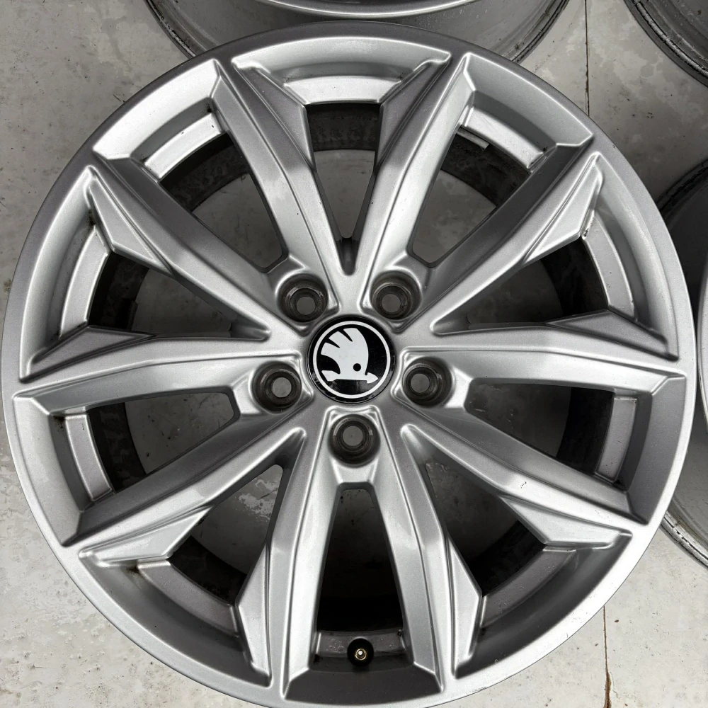 ŠKODA OCTAVIA SUPERB YETI KAROQ 17"