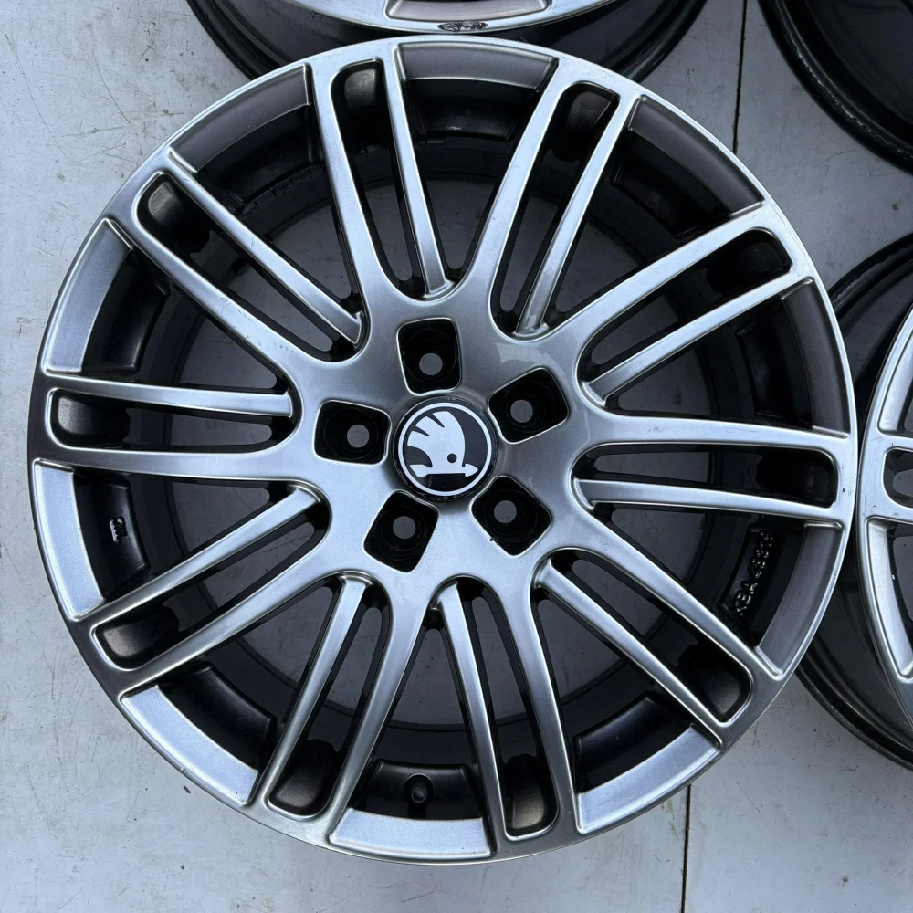 ŠKODA OCTAVIA SUPERB KAROQ YETI 17"