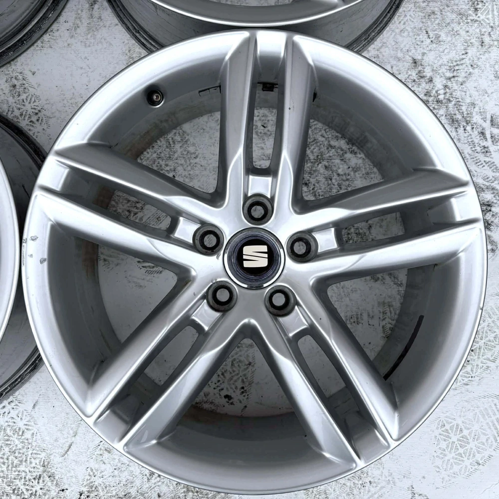 SEAT ATECA TARACCO 18" 5X112 ET43 7J