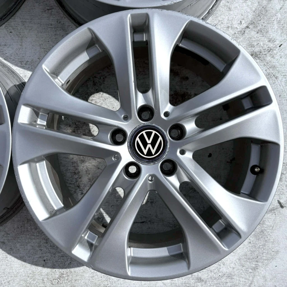 VW PASSAT TIGUAN GOLF CADDY SHARAN 17" 5X112
