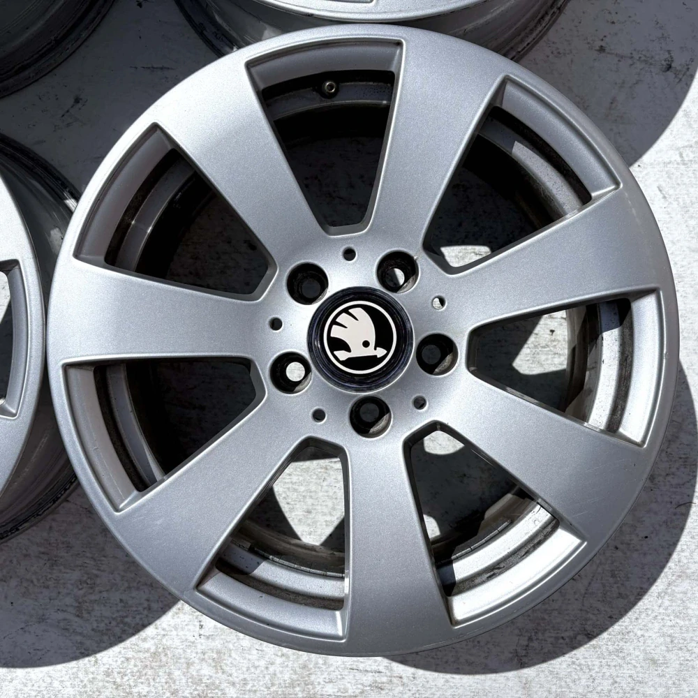 SKODA OCTAVIA SUPERB YETI 16" 5X112