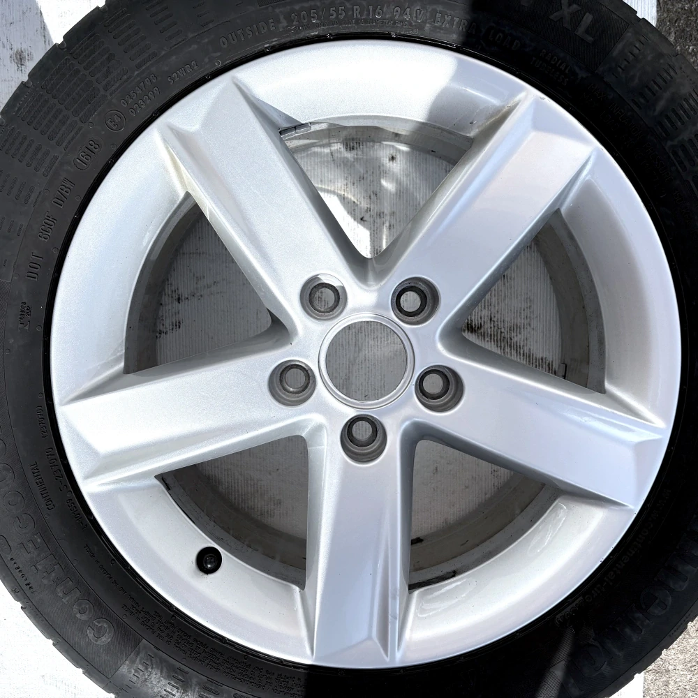 KOLA LETNÍ AUDI A4 B6 B7 205/55R16 CONTINENTAL