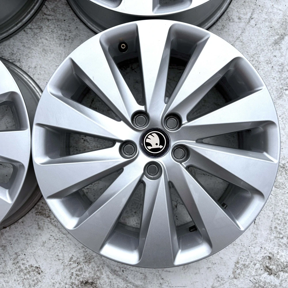SKODA FABIA 16" 5X100 ET45