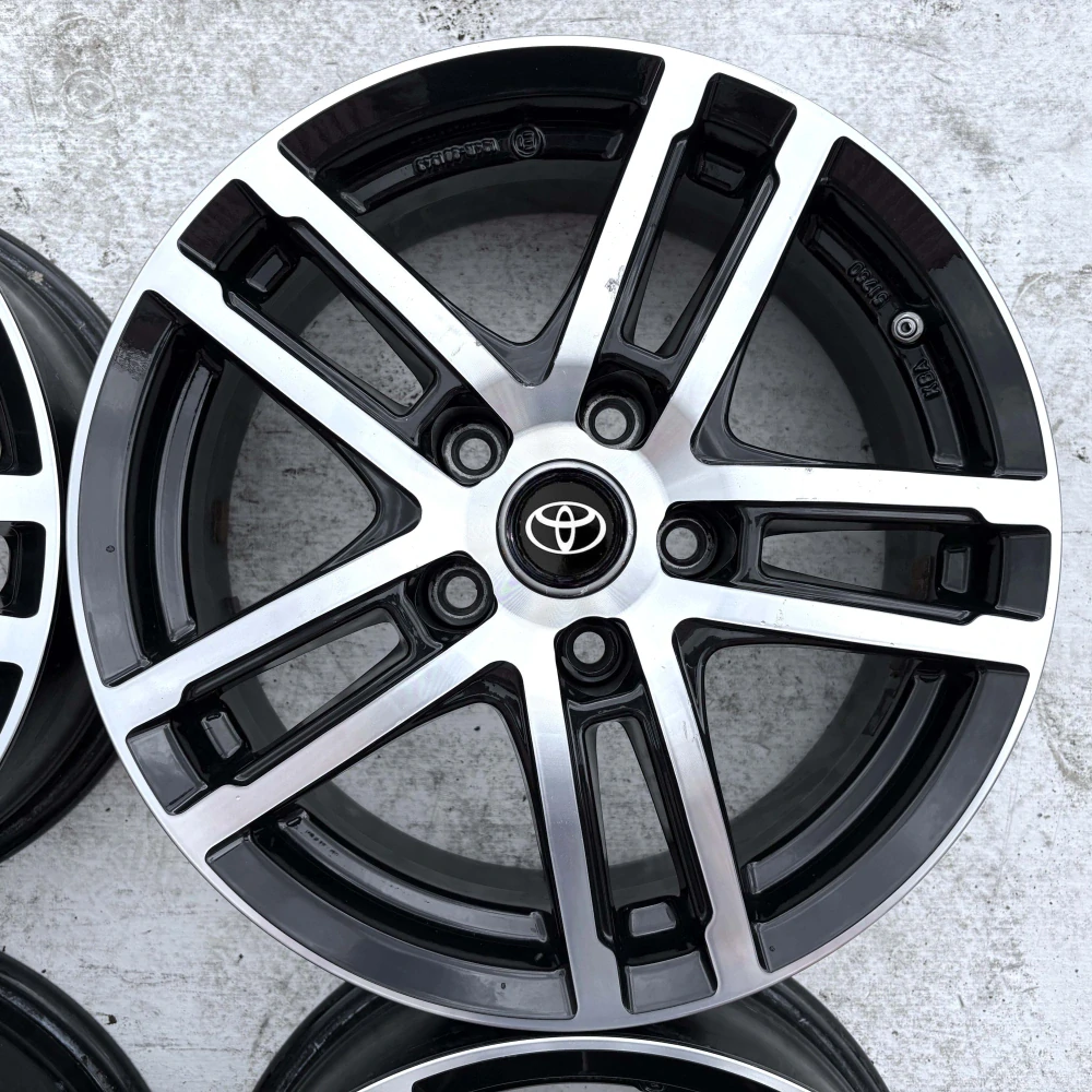 TOYOTA AURIS COROLLA RAV4 AVENSIS 16" ET50