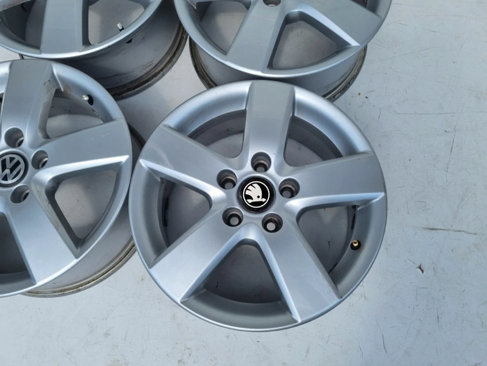 SKODA OCTAVIA 16" 5X112 ET50