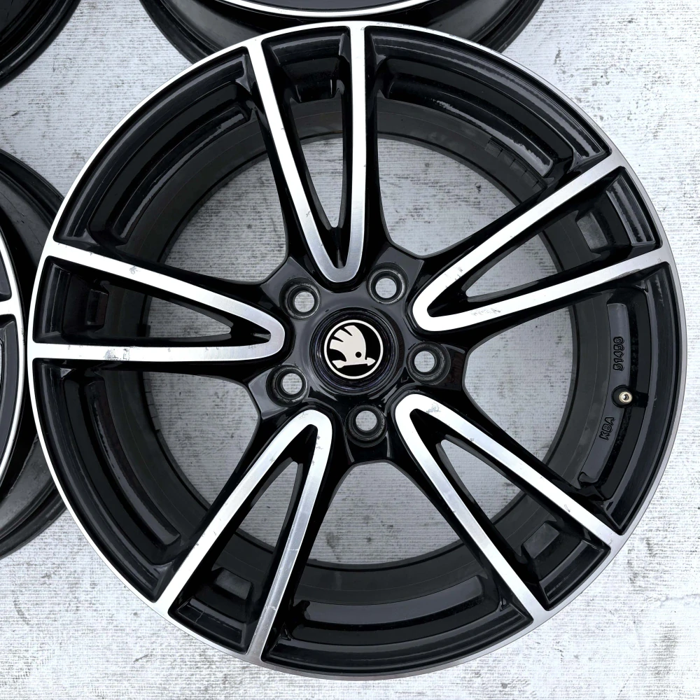 SKODA OCTAVIA SUPERB YETI 17" 5X112 ET50