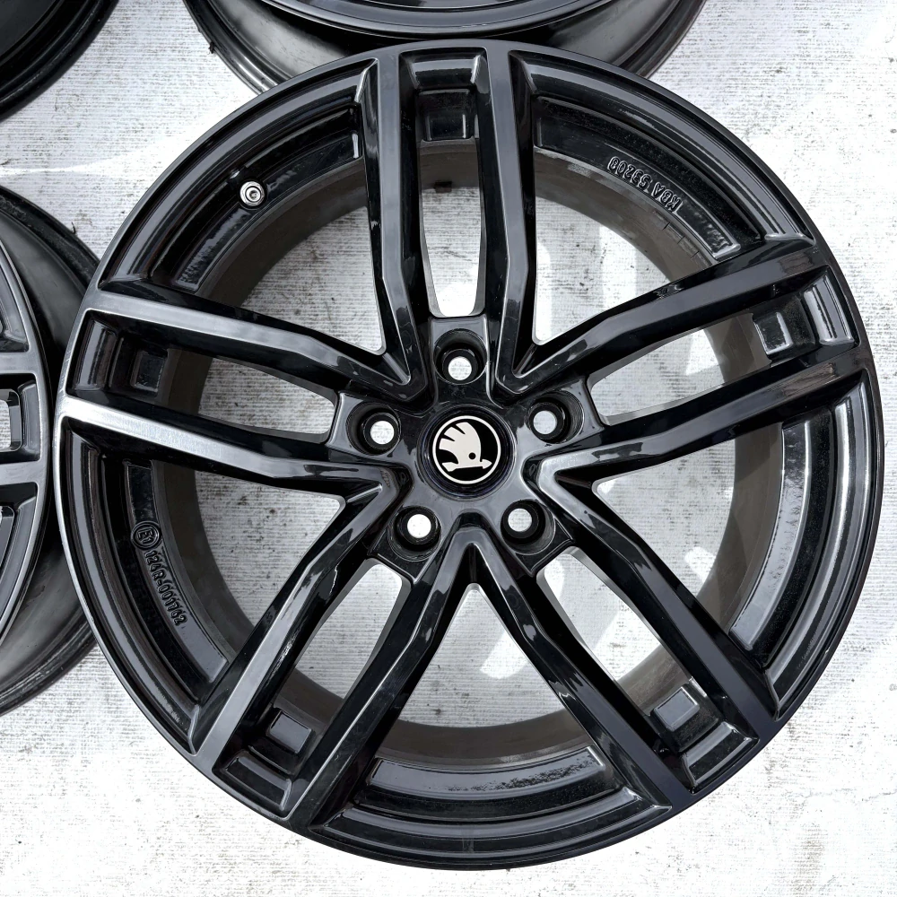 SKODA OCTAVIA SUPERB YETI 17" 5X112 ET27
