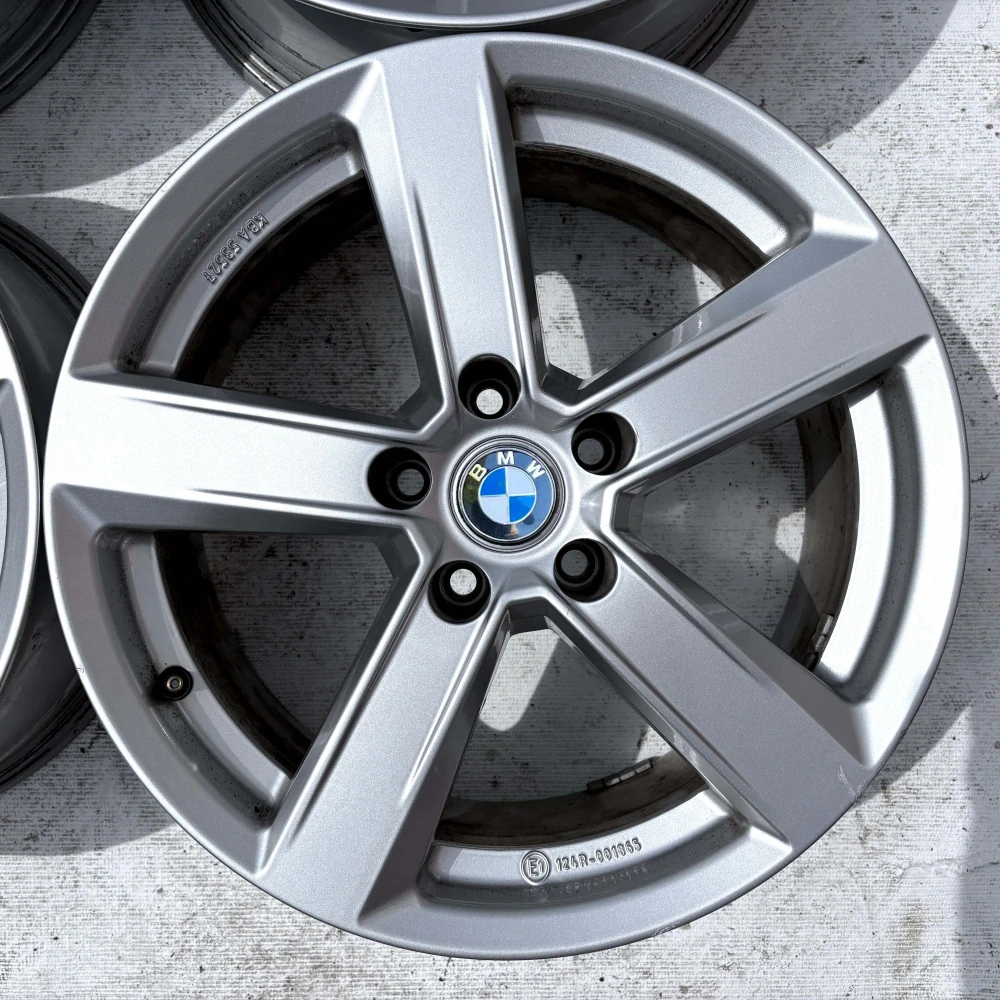 BMW 3 G20 G21 4 G22 G23 2 G41 5 G30 G31 17"