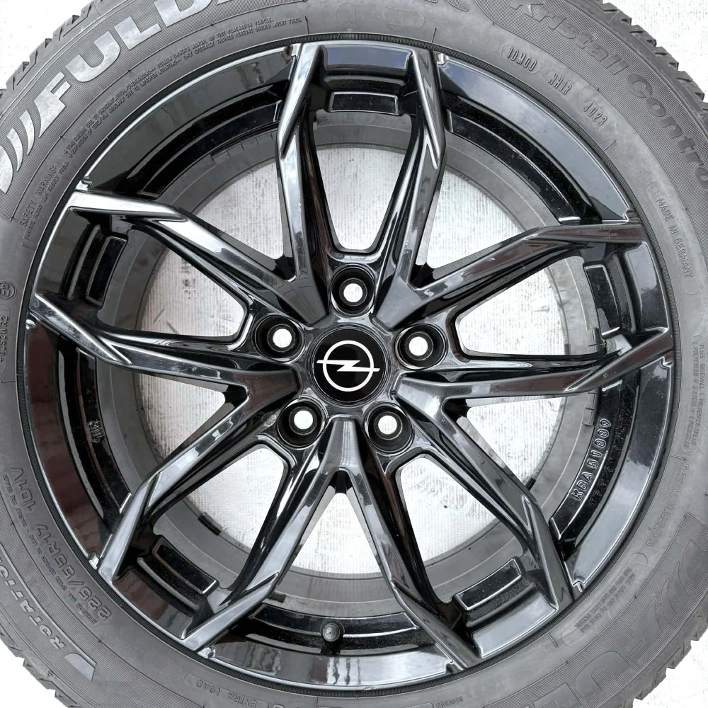 ZIMNÍ KOLA OPEL INSIGNIA B 225/55R17 ROK 2023