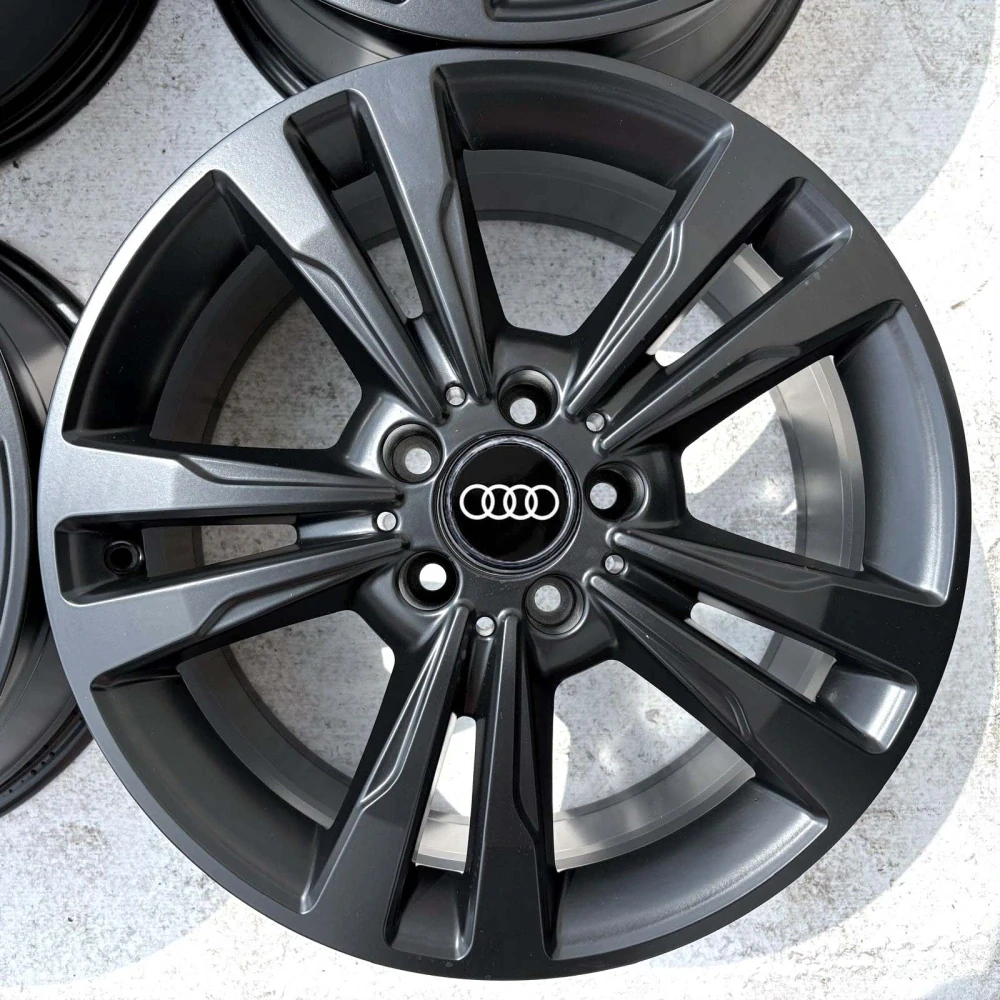 ALU AUDI A4 B8 17" 5X112 8J