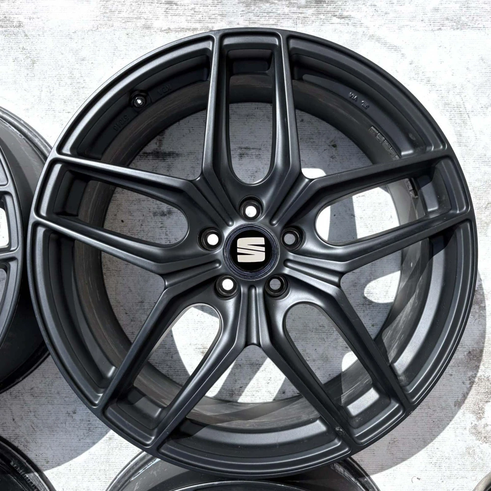 SEAT TARACCO 20" 5X112 8,5J ET32