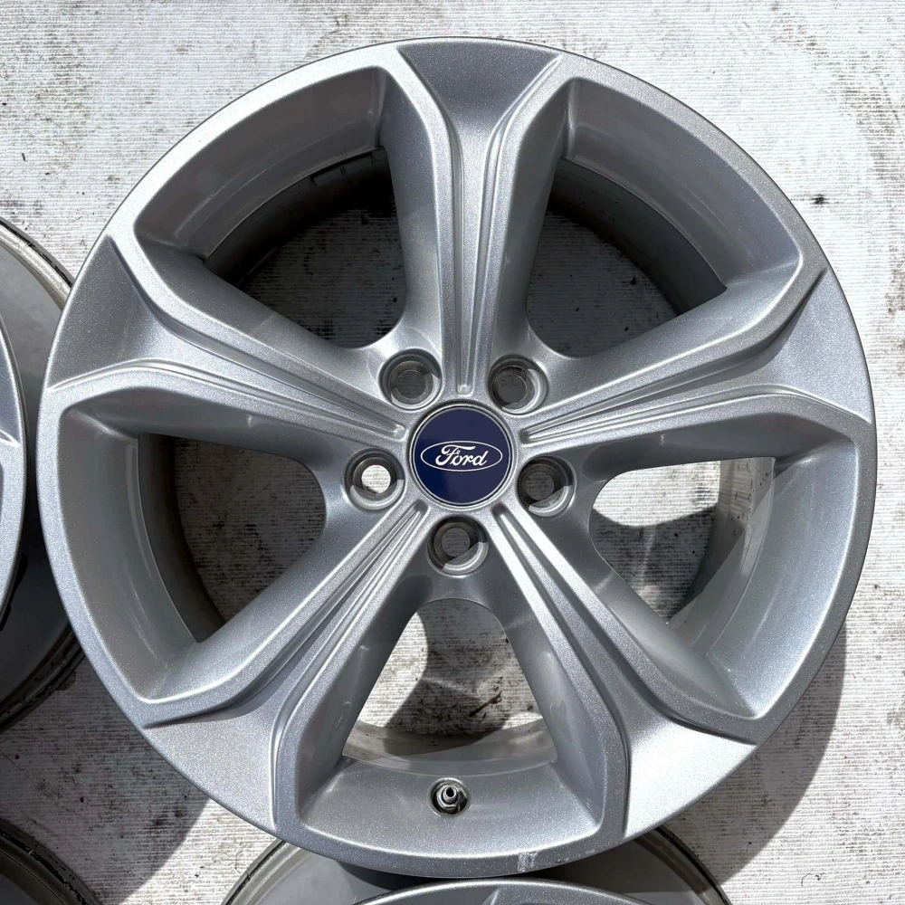 FORD FOCUS ACTIVE TOURER 17" 5X108 ET45