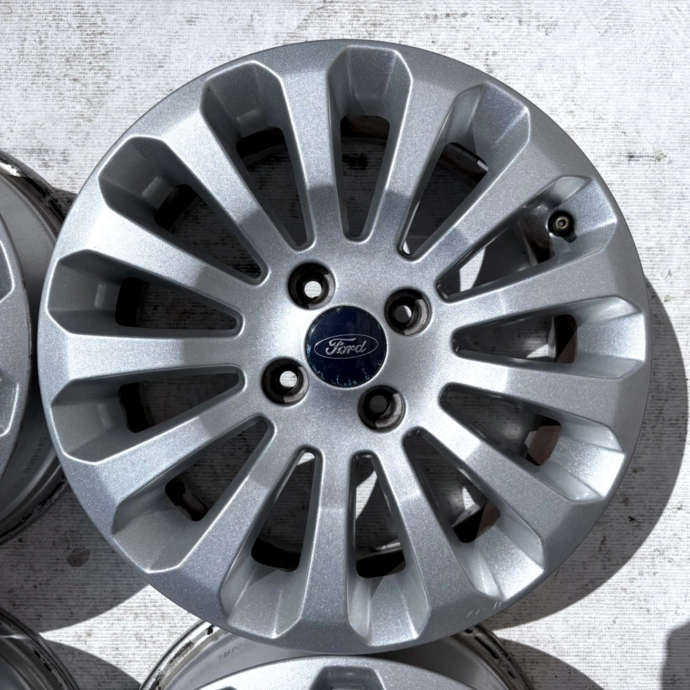 ORIGINÁLNÍ ALU FORD KA 15" 6J 4X98 ET40