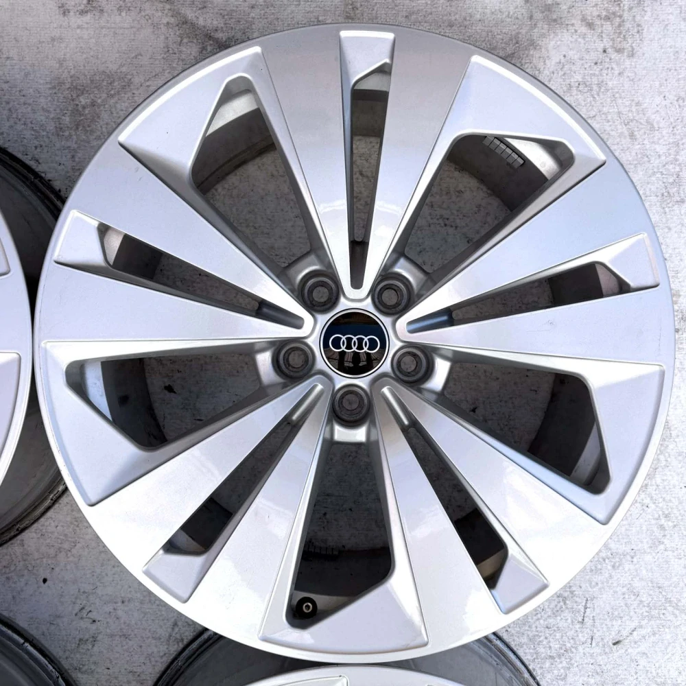 ORIGINÁLNÍ ALU AUDI Q8 Q7 A7 19" 8,5J 5X112 ET20