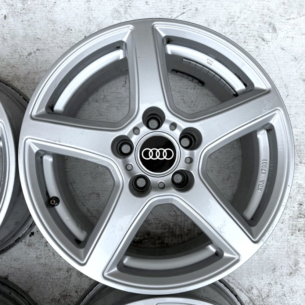AUDI A4 B8 B9 16" 5X112 ET45