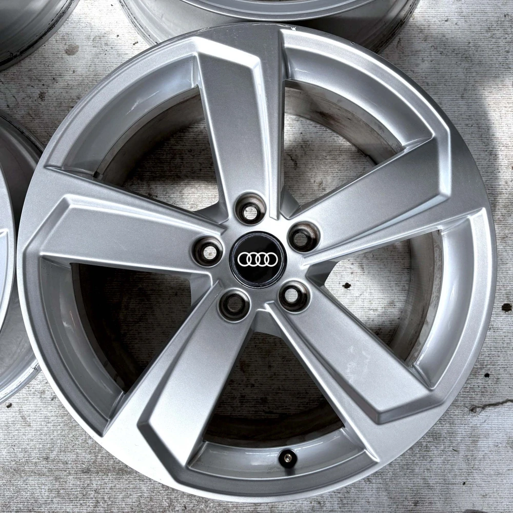 ALU AUDI A3 A4 B7 18" 5x112 ET46