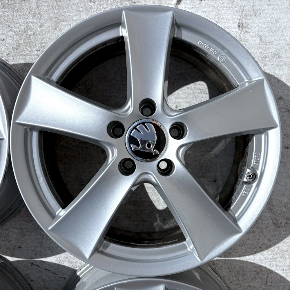 ALU SKODA OCTAVIA SUPERB YETI 17" 5X112