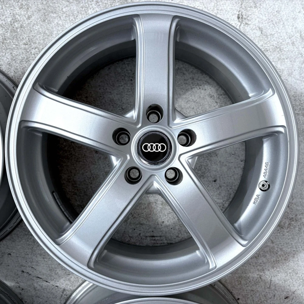 ALU AUDI A4 B7 B8 B9 A6 C6 C7 17" 5x112 ET35