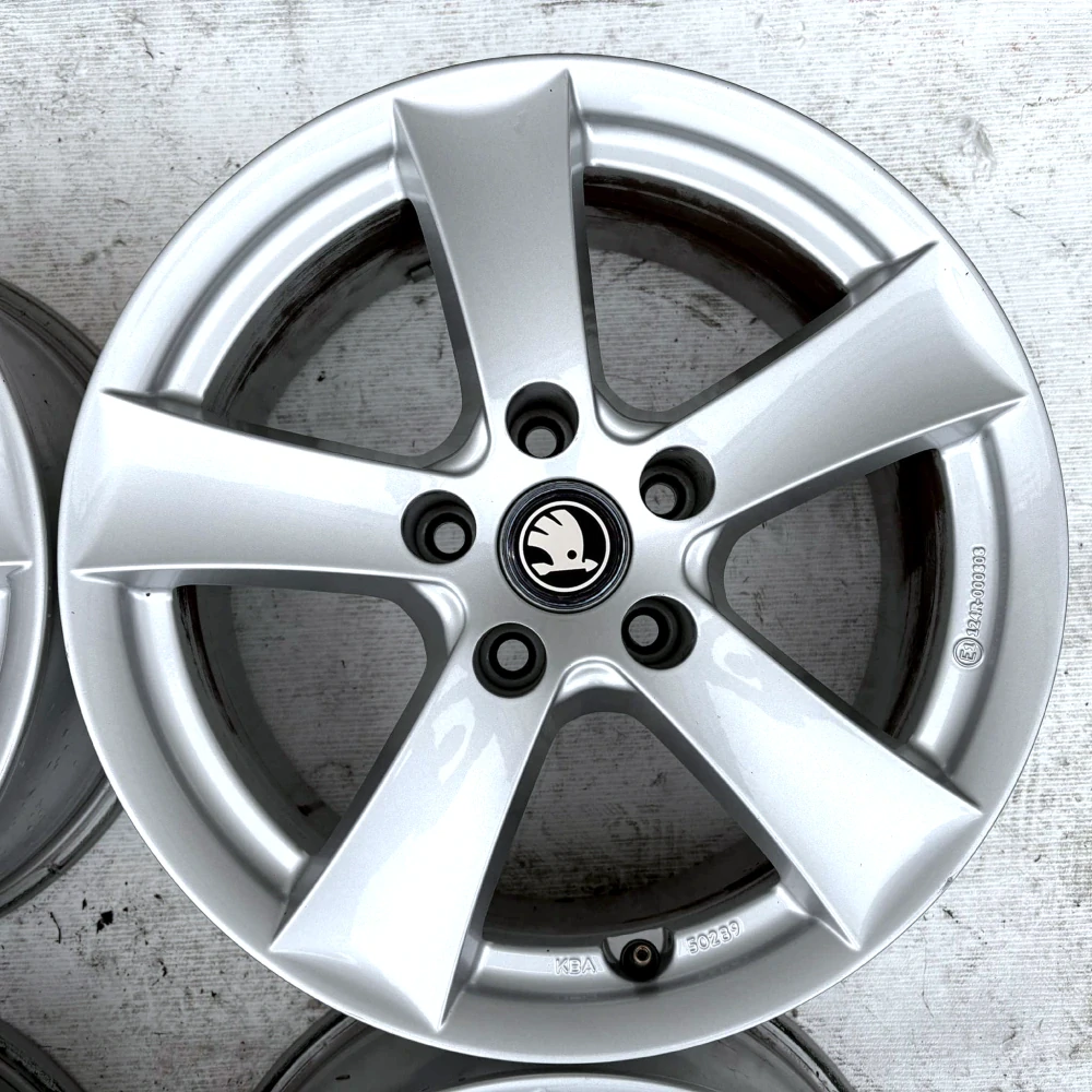 SKODA OCTAVIA SUPERB YETI 16" 5X112