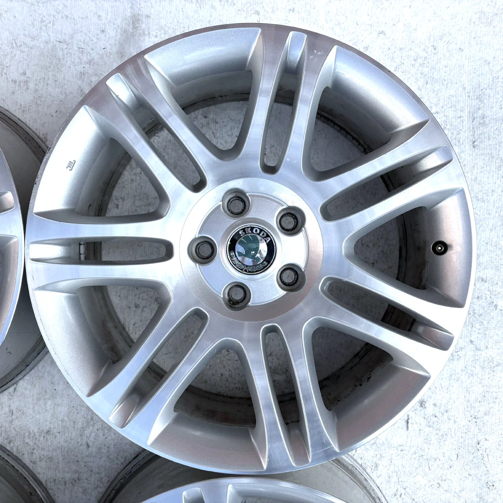 SKODA SUPERB OCTAVIA 18" 5X112 ET46