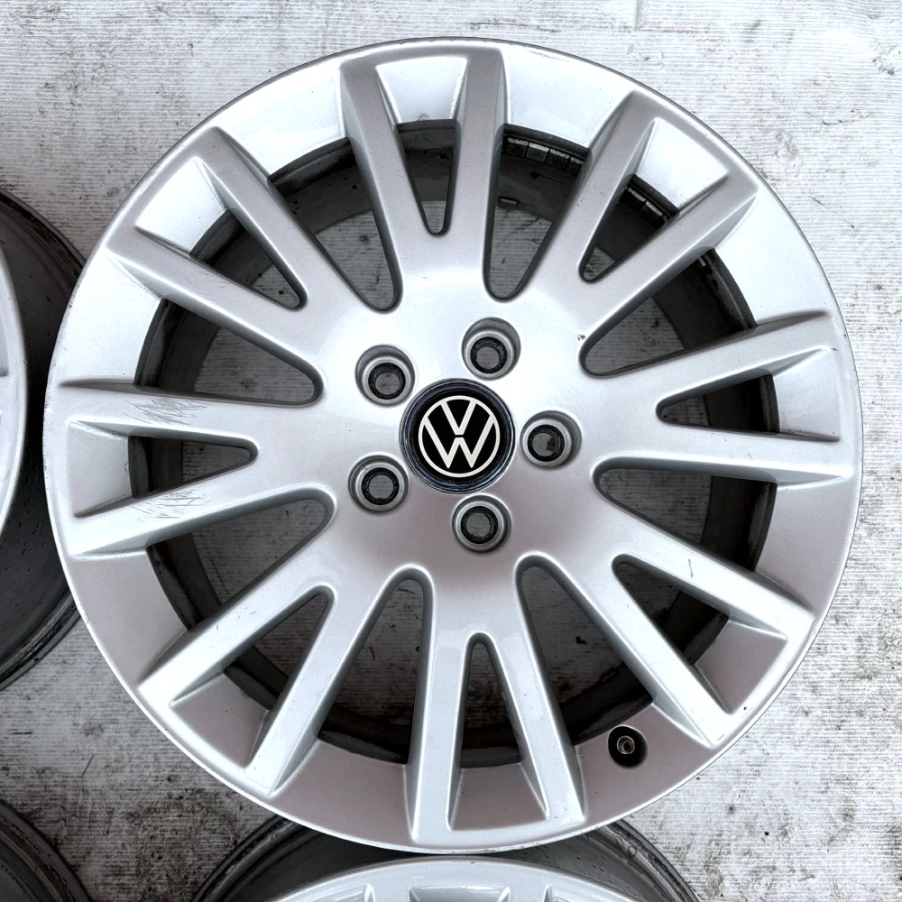 VW GOLF JETTA 17" 5X112 7,5J ET56