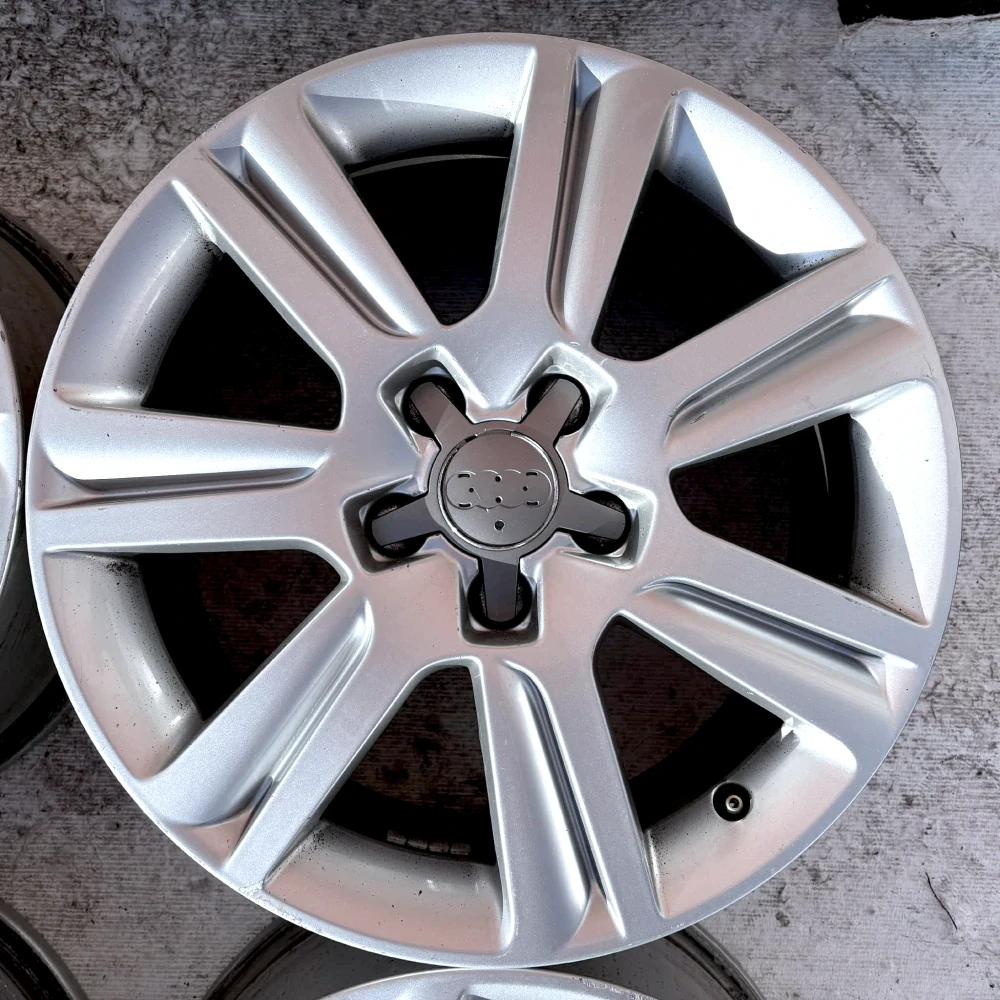 AUDI A4 B6 B7 A6 C5 C6 A3 17" 7,5J ET45