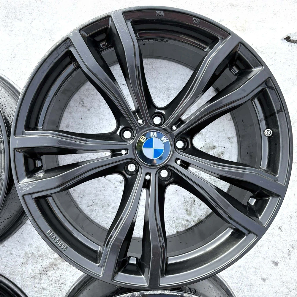 BMW X5 E70 F15 19" 9J 5X120 ET37