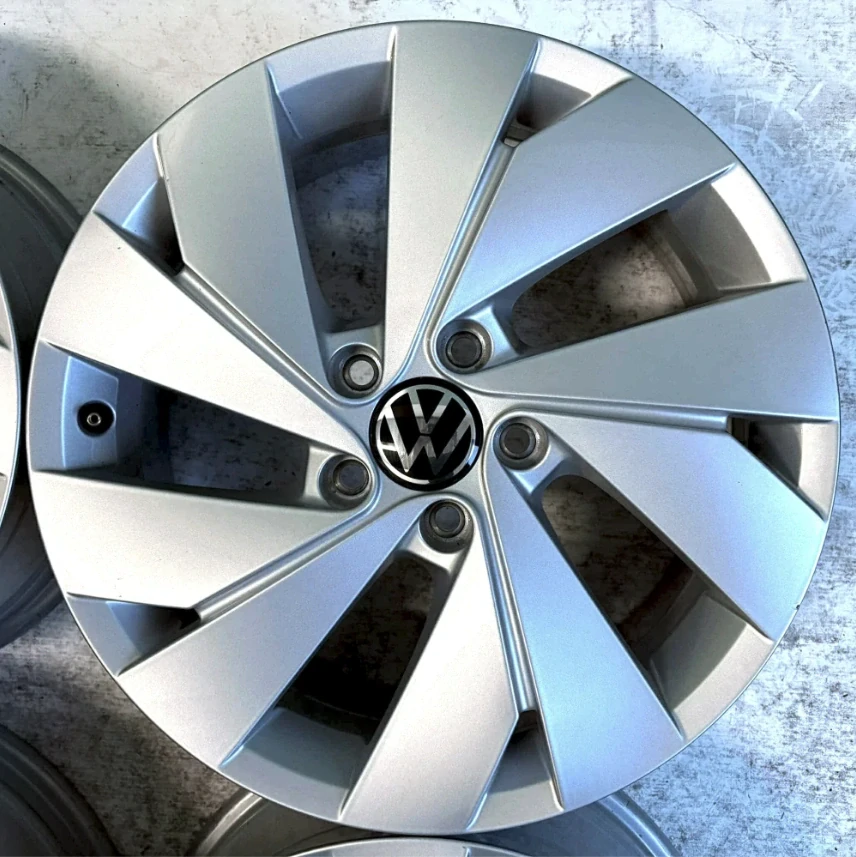VW GOLF CADDY PASSAT TOURAN SCIROCCO 17"