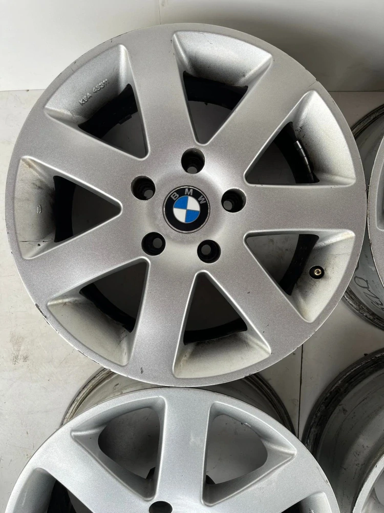 BMW E60 E61 E31 16" 5X120