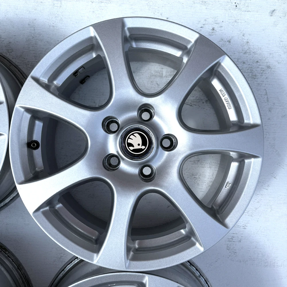 SKODA OCTAVIA SUPERB YETI KAROQ 16" 5X112 ET40