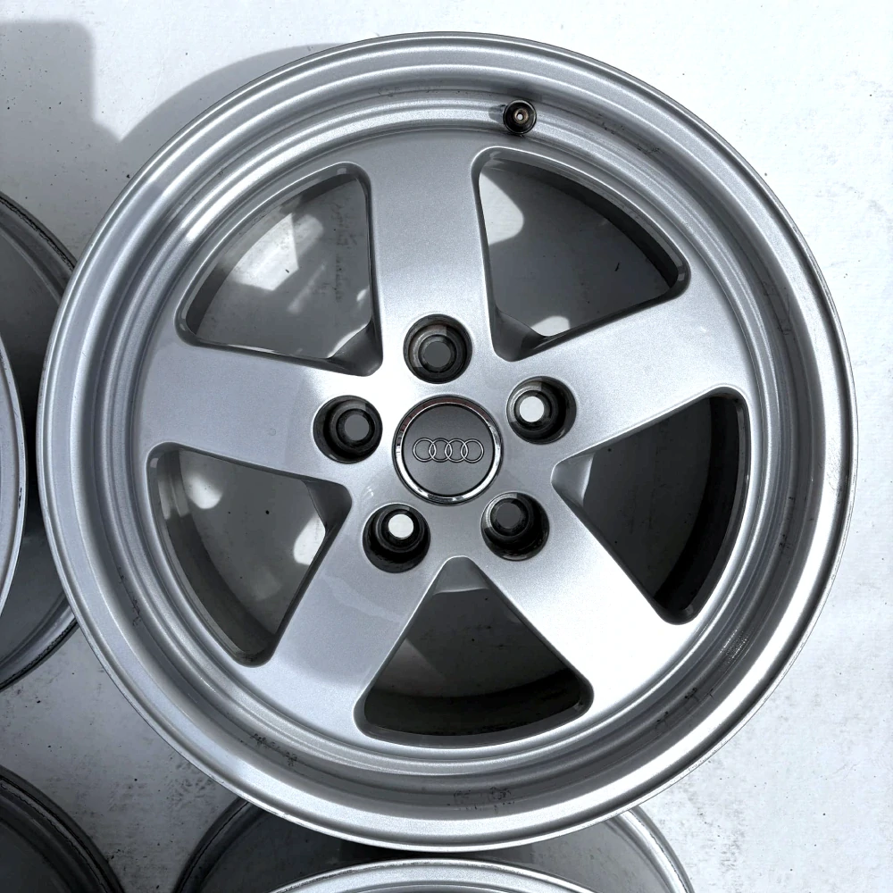 AUDI A4 B6 B7 B8 B9 A6 C5 C6 A3 A5 16" 5X112 ET35