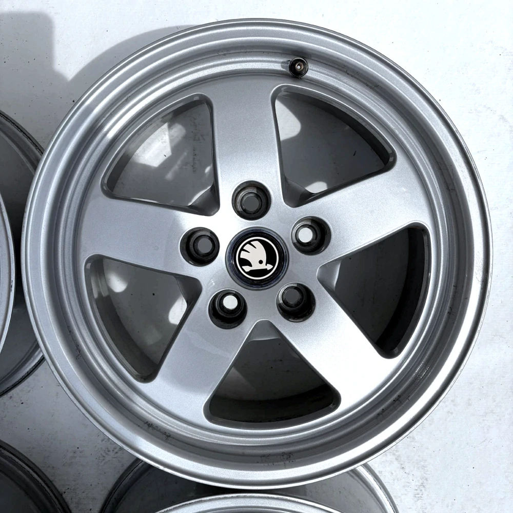 SKODA OCTAVIA SUPERB YETI 16" 5X112