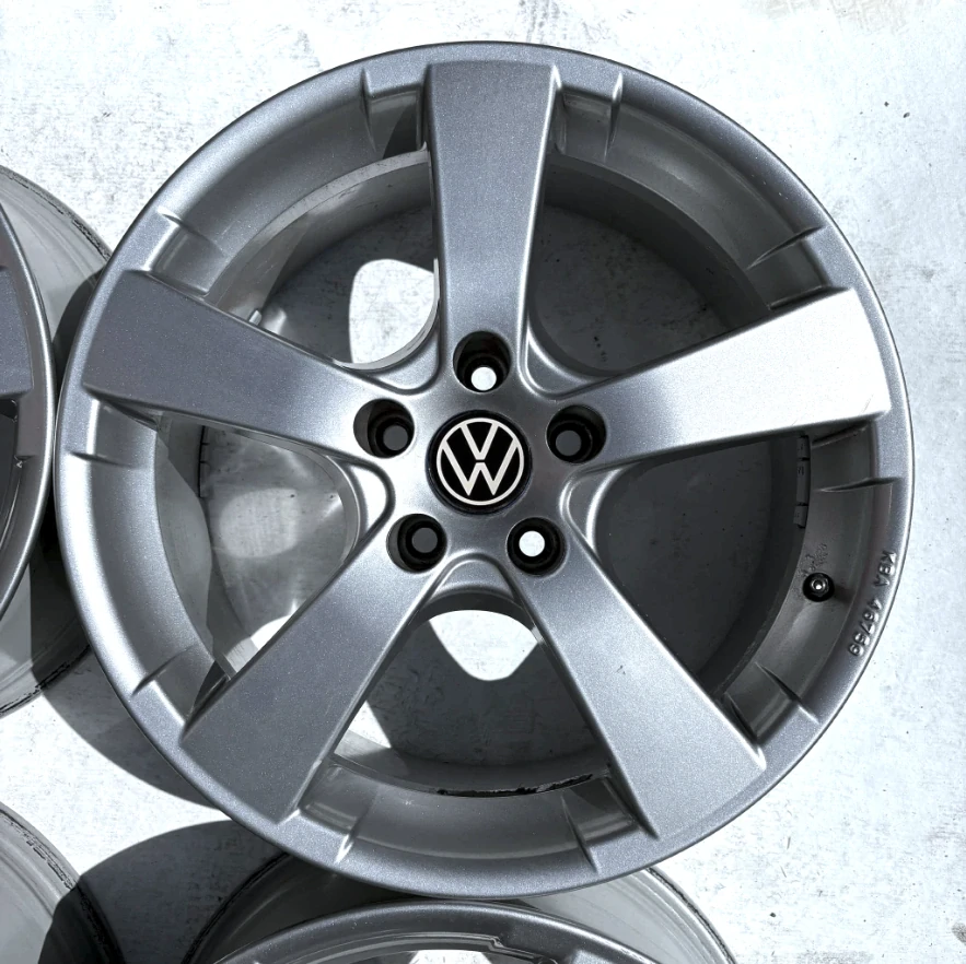 VW PASSAT TIGUAN CADDY TOURAN GOLF 17"