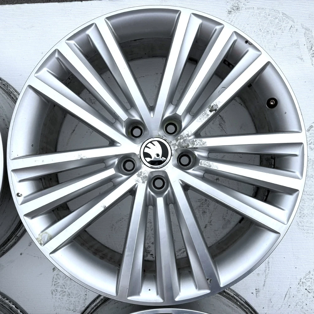 ORIGINÁLNÍ ALU SKODA KODIAQ 19" 5X112 ET43