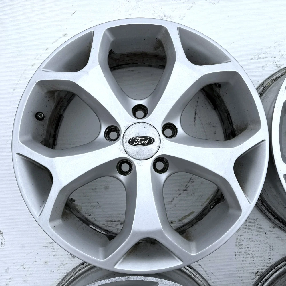 Ford Mondeo Focus C MAX S MAX TOURNEO CONNECT 16"