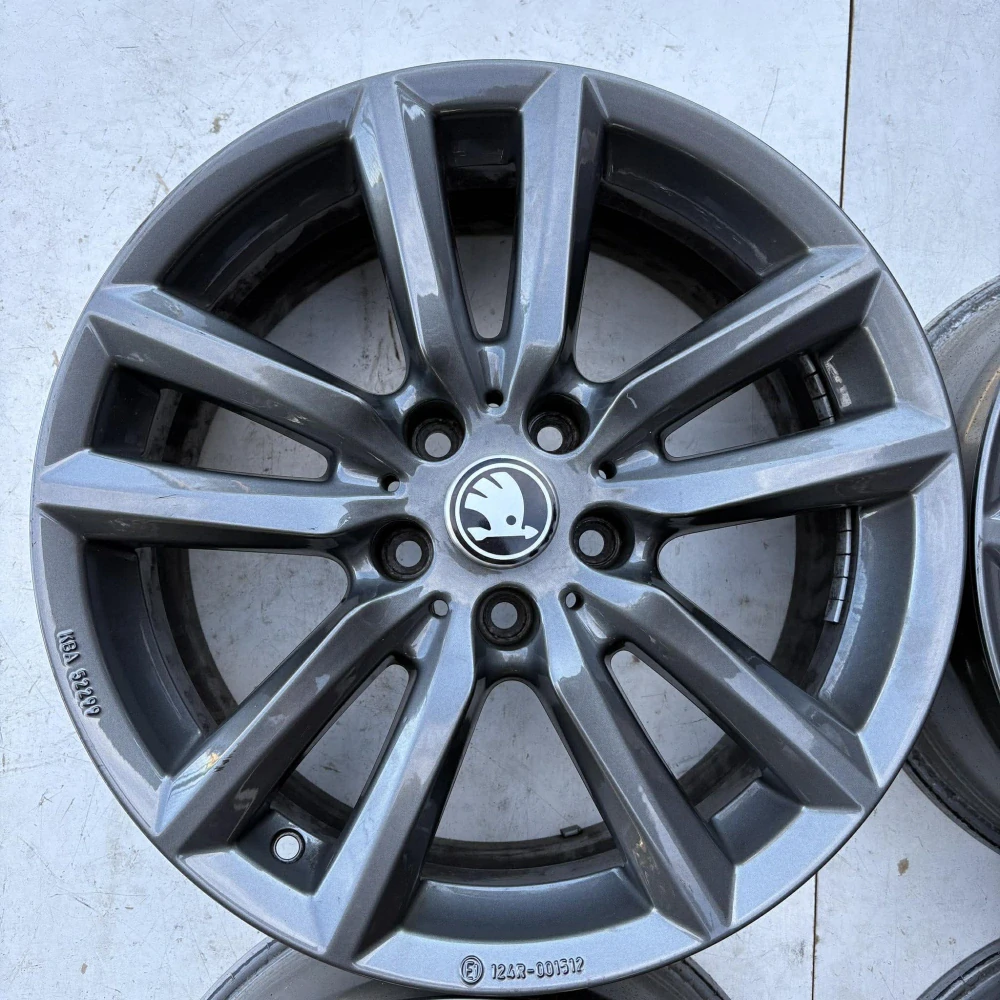 ŠKODA SUPERB YETI OCTAVIA 17"