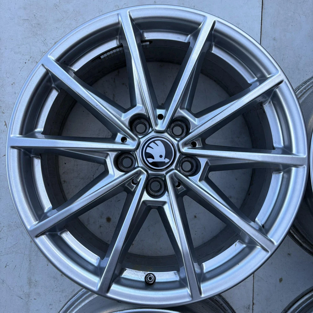 ŠKODA OCTAVIA SUPERB YETI 17" 5X112
