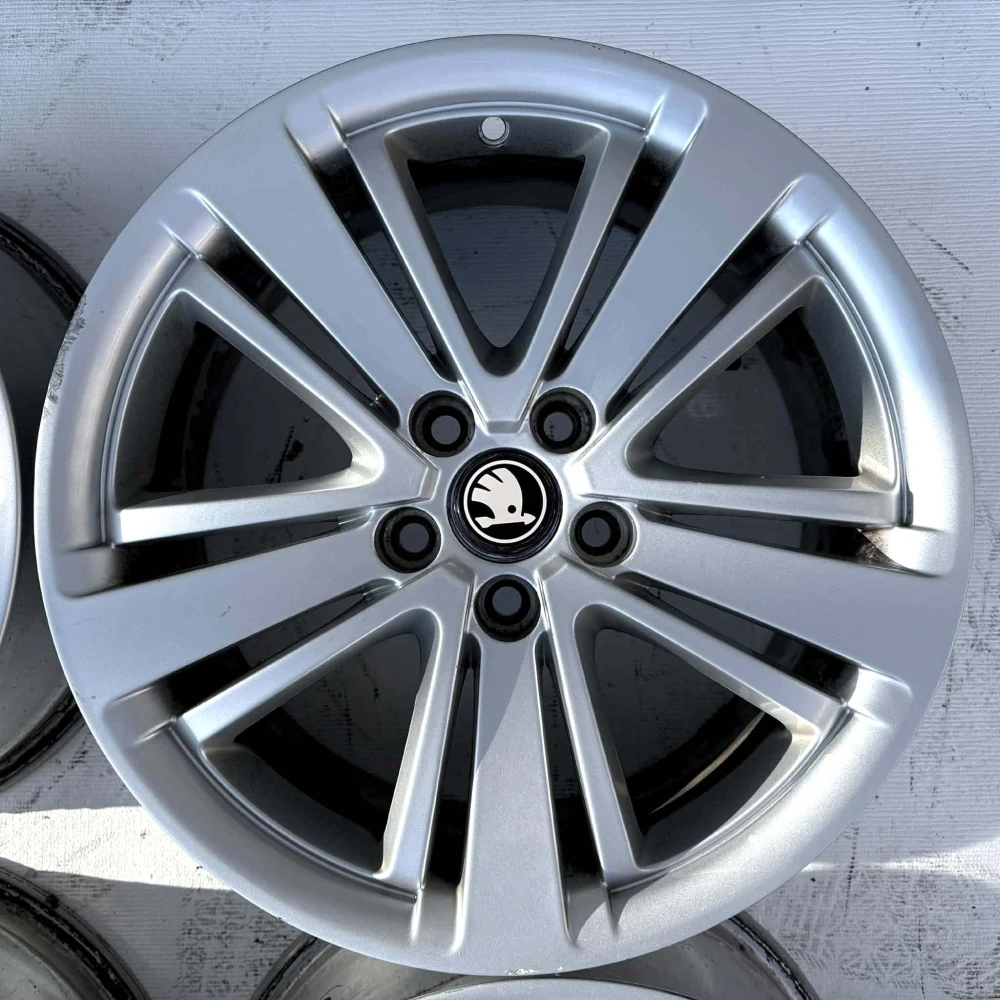 SKODA FABIA RAPID 16" 5X100