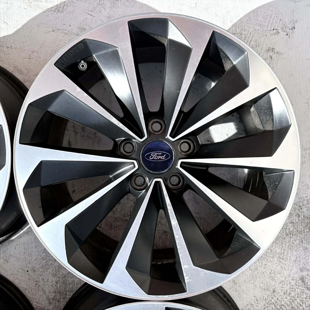 FORD FOCUS C-MAX KUGA MONDEO 17" 5x108