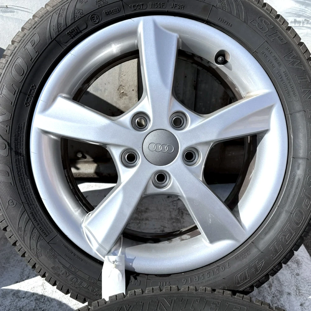 KOLA ZIMNÍ AUDI A3 205/55R16 DUNLOP