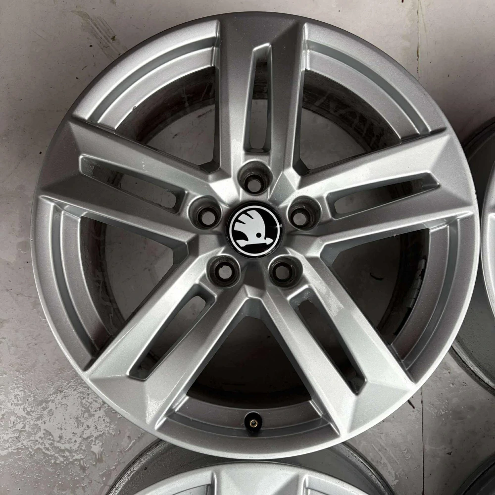 ŠKODA OCTAVIA SUPERB YETI KAROQ 17"