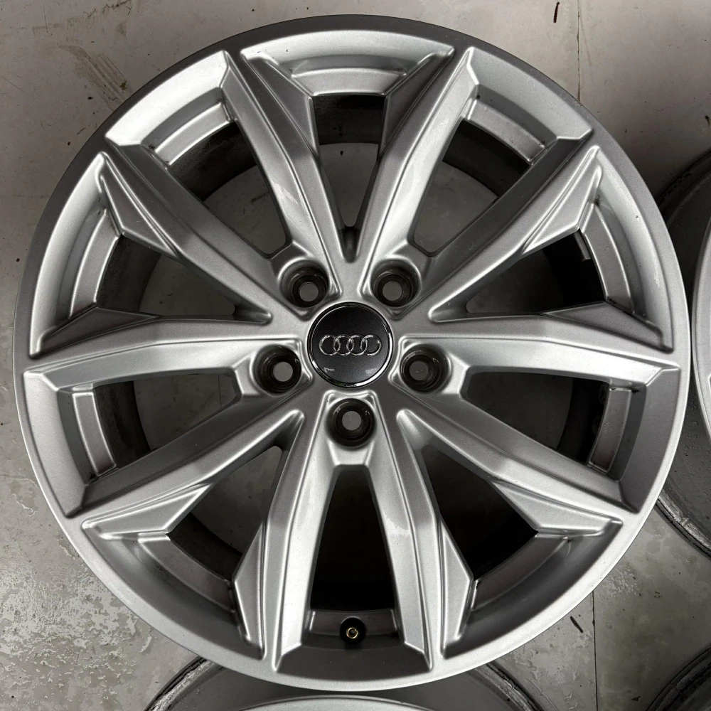 AUDI Q5 A3 A4 A5 A6 Q3 17"
