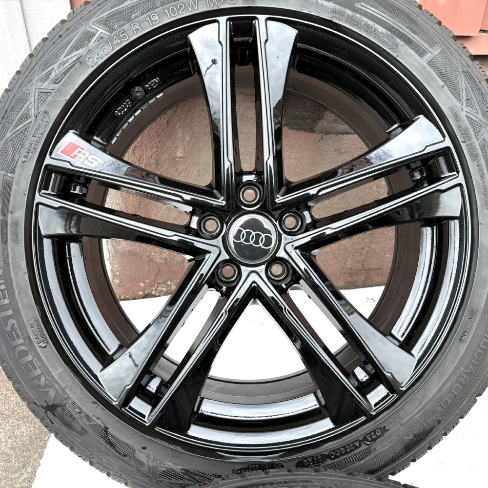 KOLA ZIMNÍ AUDI A6 C8 A7 245/45R19 ROK 2022 7MM