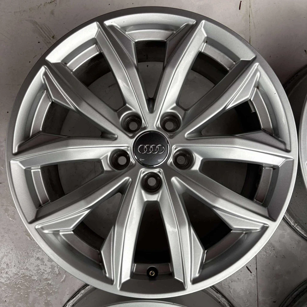 AUDI A3 A4 Q3 16"