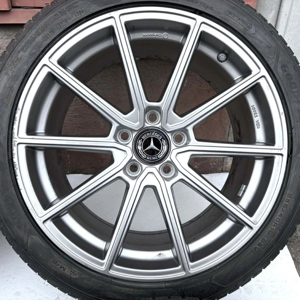 KOLA ZIMNÍ MERCEDES C-CLASS W206 X206 18" 5X112