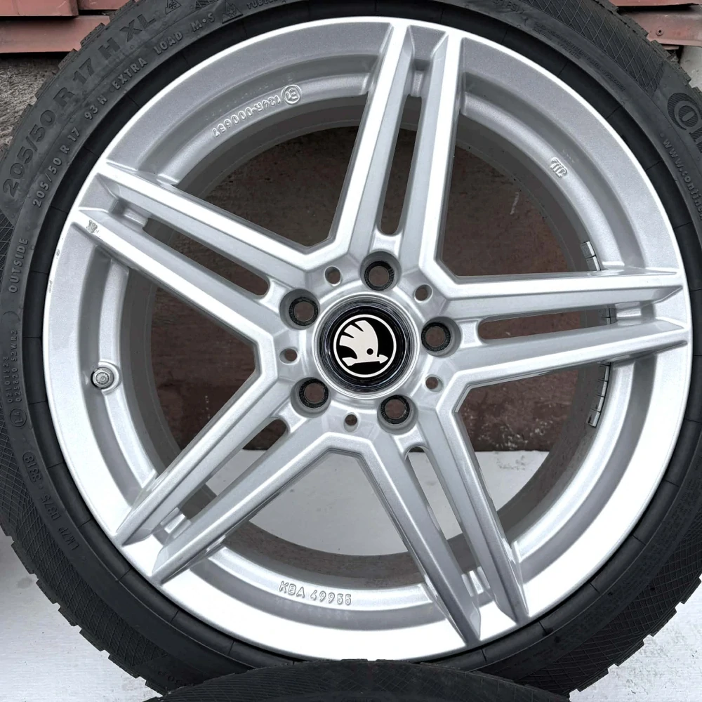 KOLA ZIMNÍ ŠKODA OCTAVIA SUPERB YETI 205/50R17