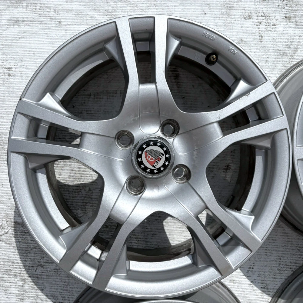HYUNDAI I10 I20 BAYON ACCENT GETZ 15" 4X100